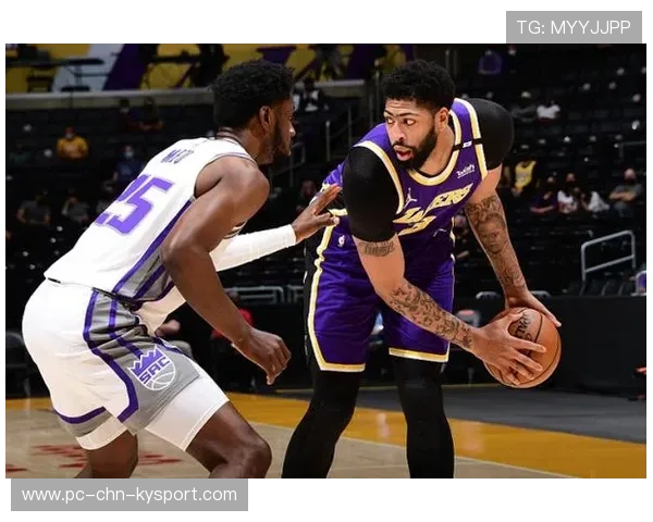 戴维斯低位强攻效率拉满