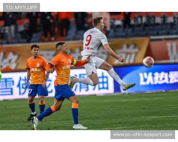 中超高空球争顶训练强化：打造空中绝杀新利器